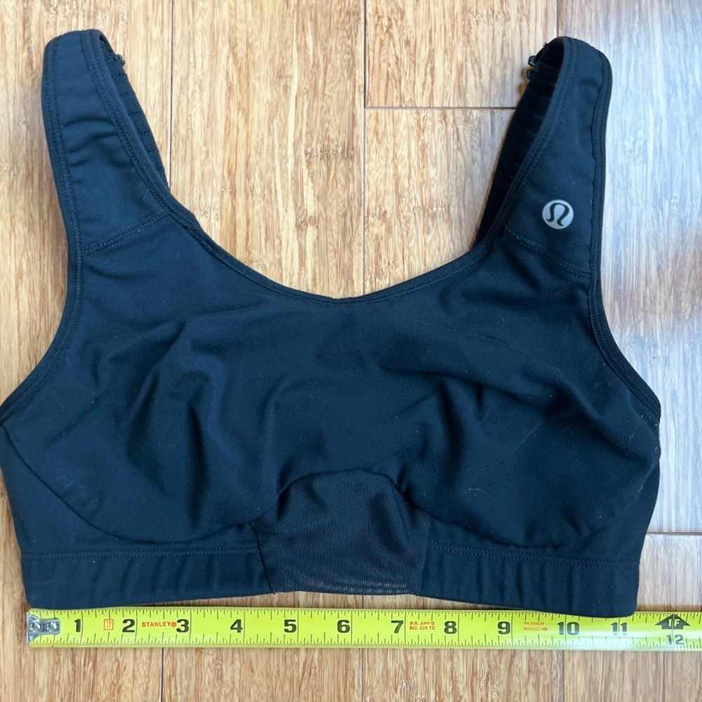 lululemon adjustable bra Black Small 1598